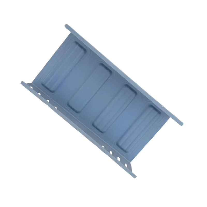 What are the characteristics of the structural design of the fireproof plastic bridge that make it suitable for special scenarios?